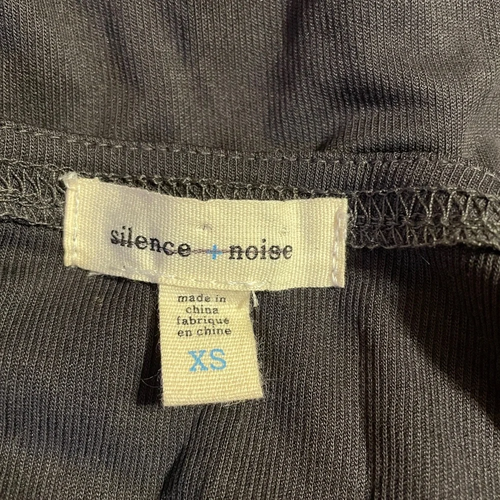 Anthropologie Silence + Noise Oversized Knot Front Top - Picture 4 of 5